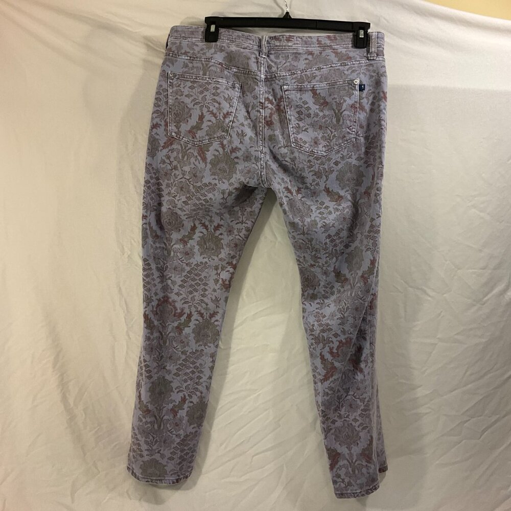 Pilcro-Anthropologie, Slim Boyfriend Jeans, Floral Print, Size 32 - Picture 5 of 9